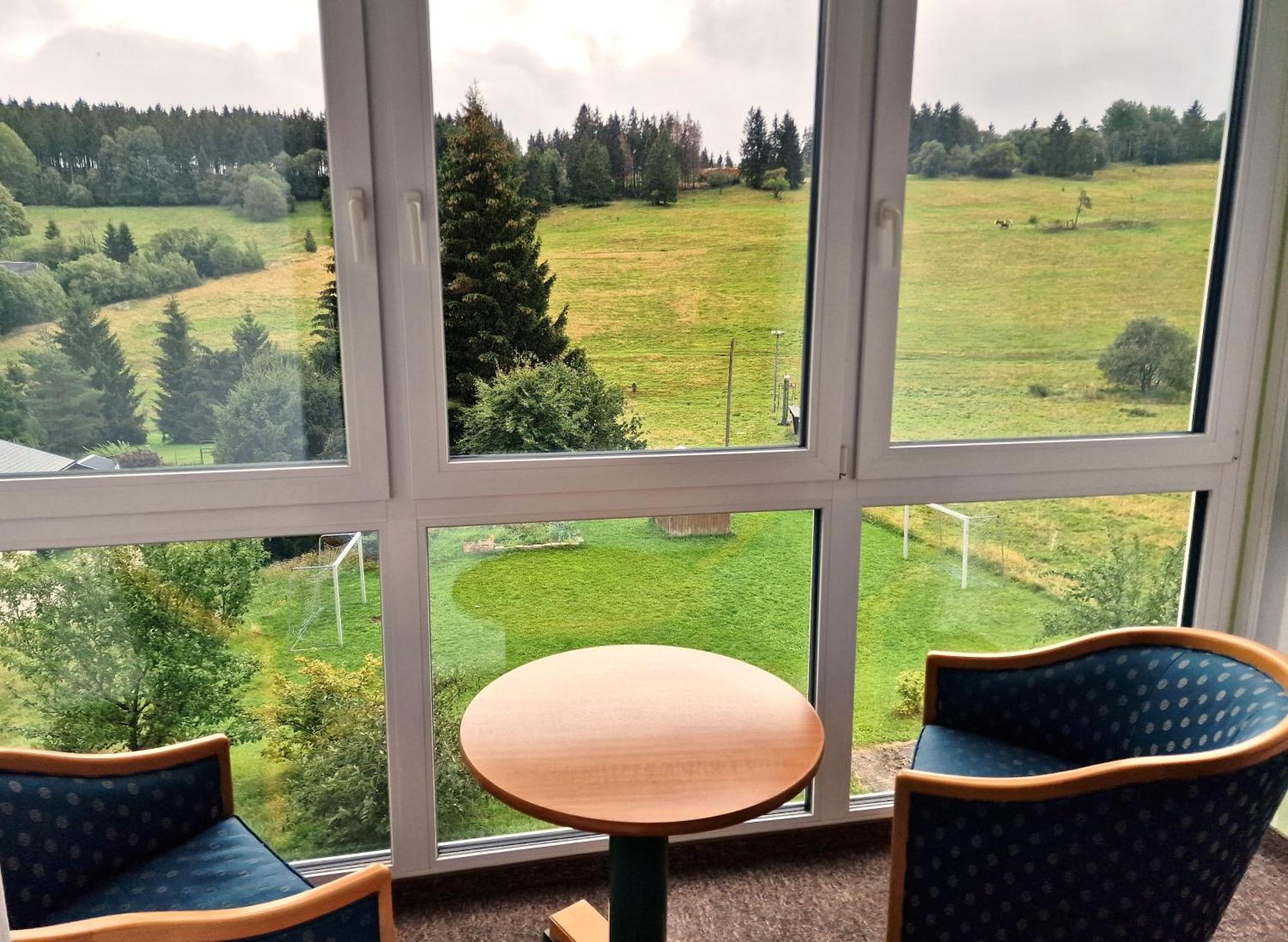 Marschalls Hotel Am Rennsteig Нойхаус-ам-Реннвег Экстерьер фото