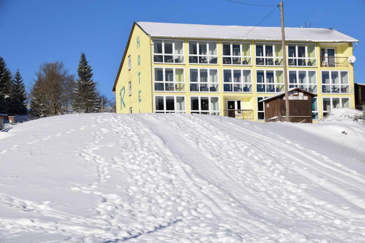 Marschalls Hotel Am Rennsteig Нойхаус-ам-Реннвег Экстерьер фото